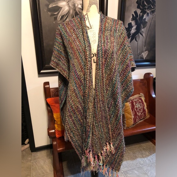 EUC Women’s Multicolour Shawl - Picture 1 of 6